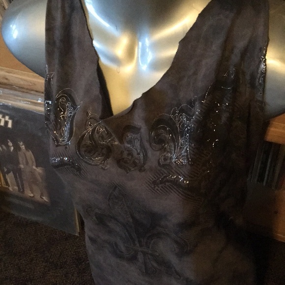 ONE-OF-A-KIND Cut, Weaved and Restyled Shirt - Picture 2 of 7